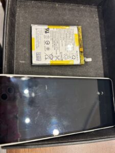 Xperia バッテリー交換岸和田市 和泉 堺市 羽曳野市